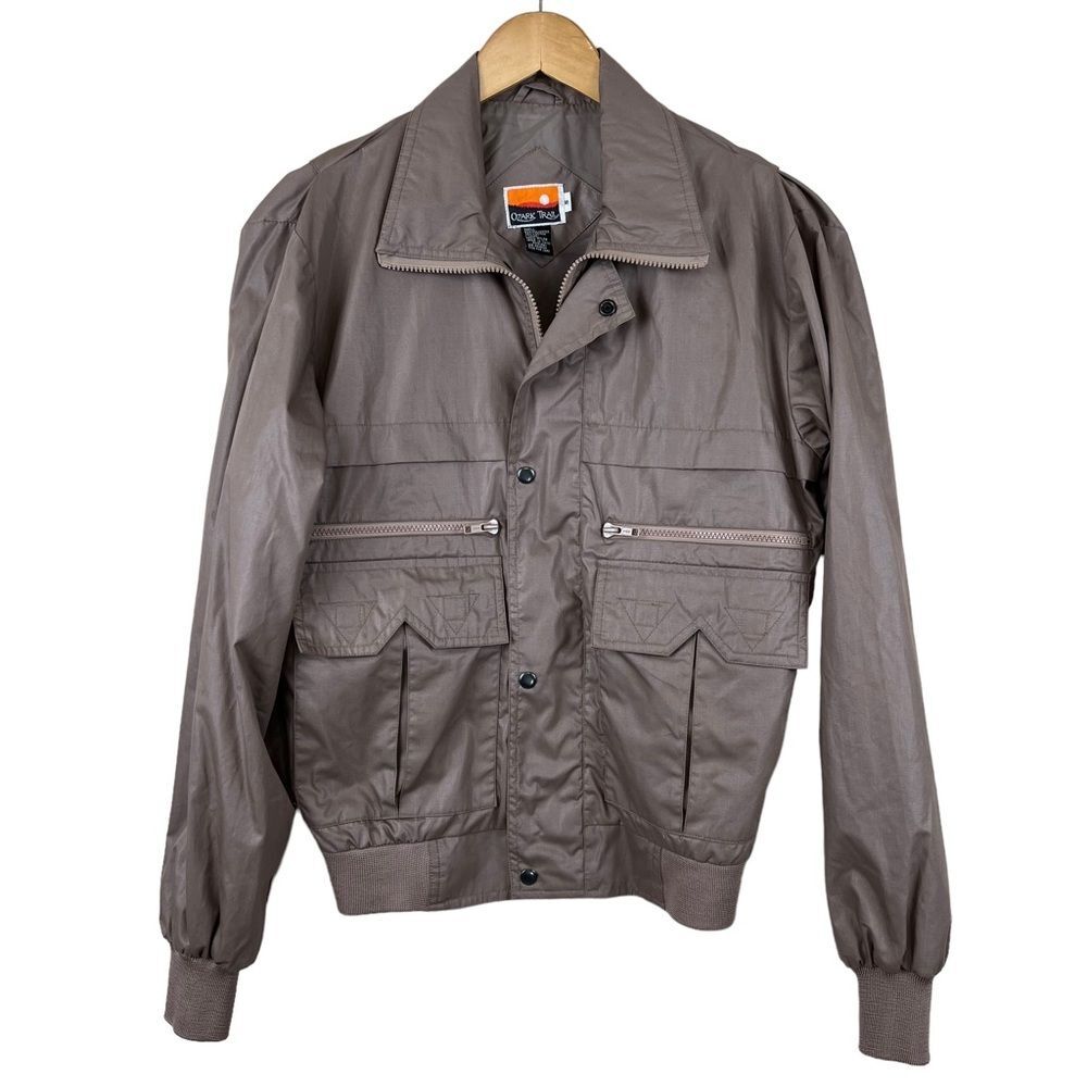 VTG Ozark Trail Beige / Taupe Utility Bomber Style Jacket Gorpcore Men's Sz S